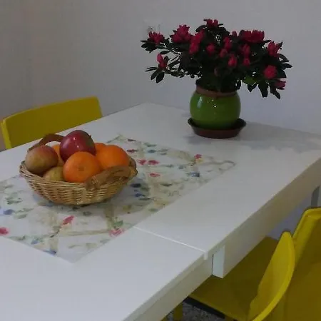 Rezi דירה *